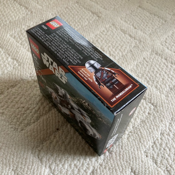 NIB {LEGO} Star Wars The Razor Crest Microfighter 75321 - Picture 4 of 4